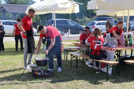 496256433_702583135611825_264976711316713014_n – kopija